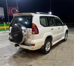 تۆیۆتا لاندكروزر پرادۆ